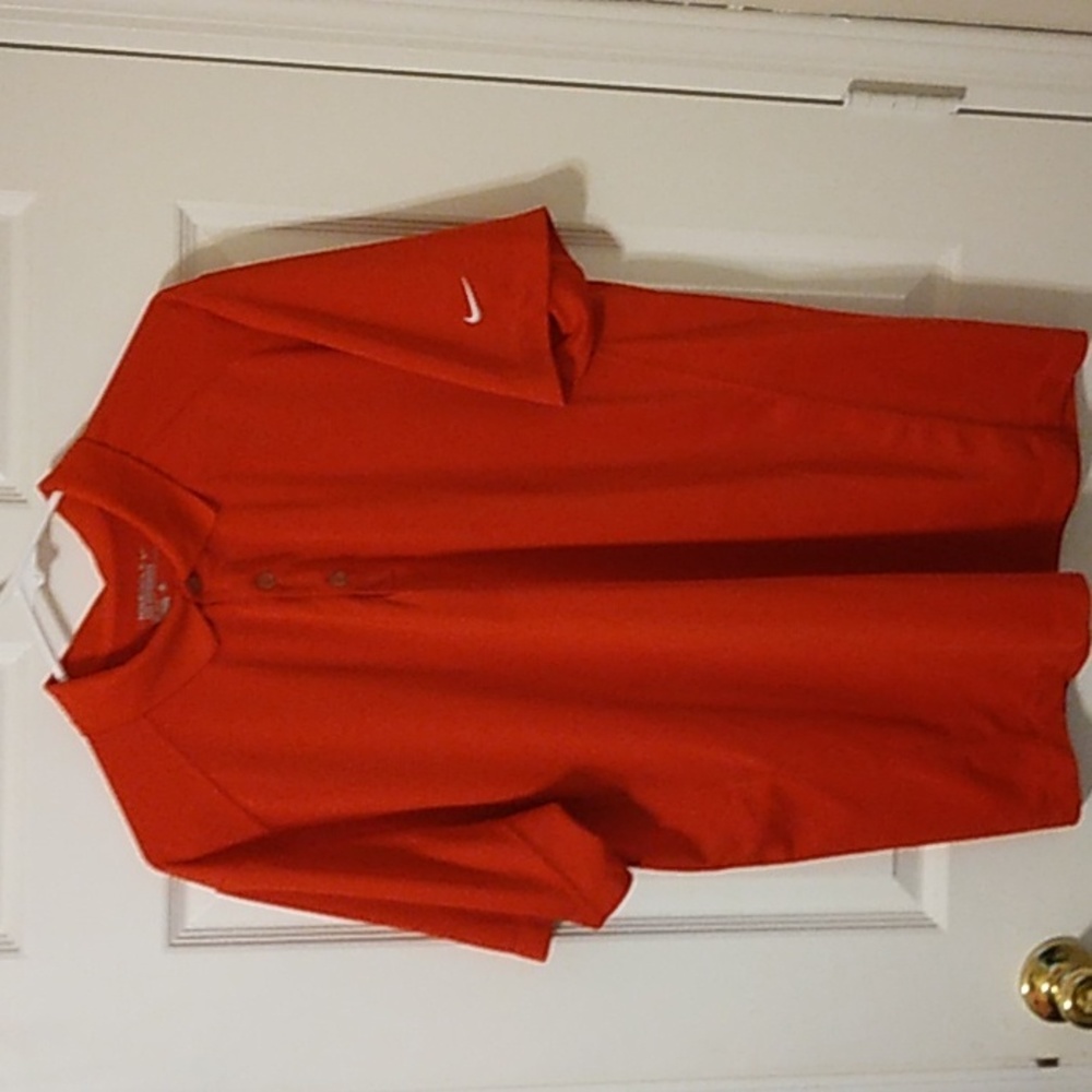 Nike golf red short sleeve!